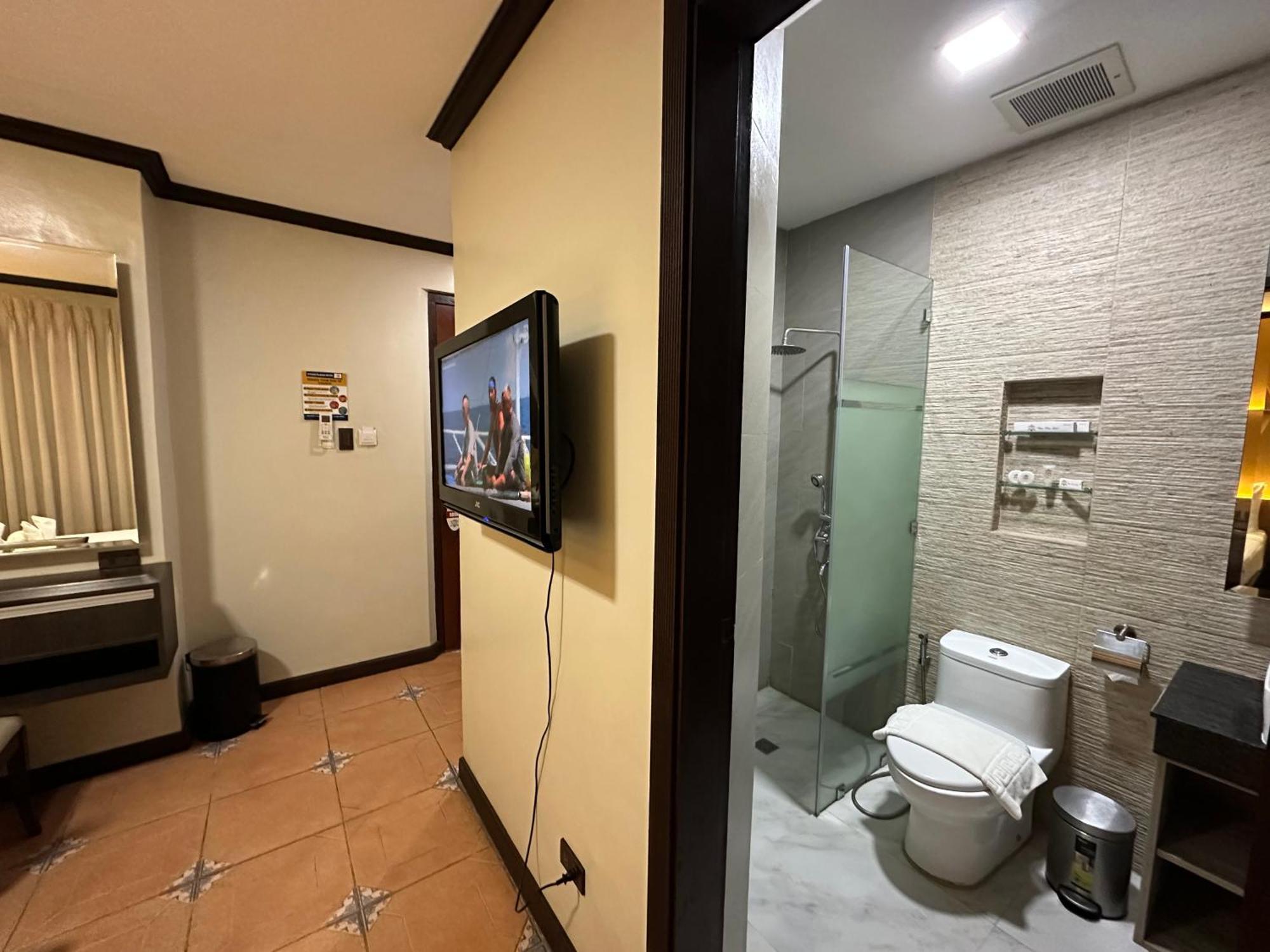 Vigan Plaza Hotel Exterior foto