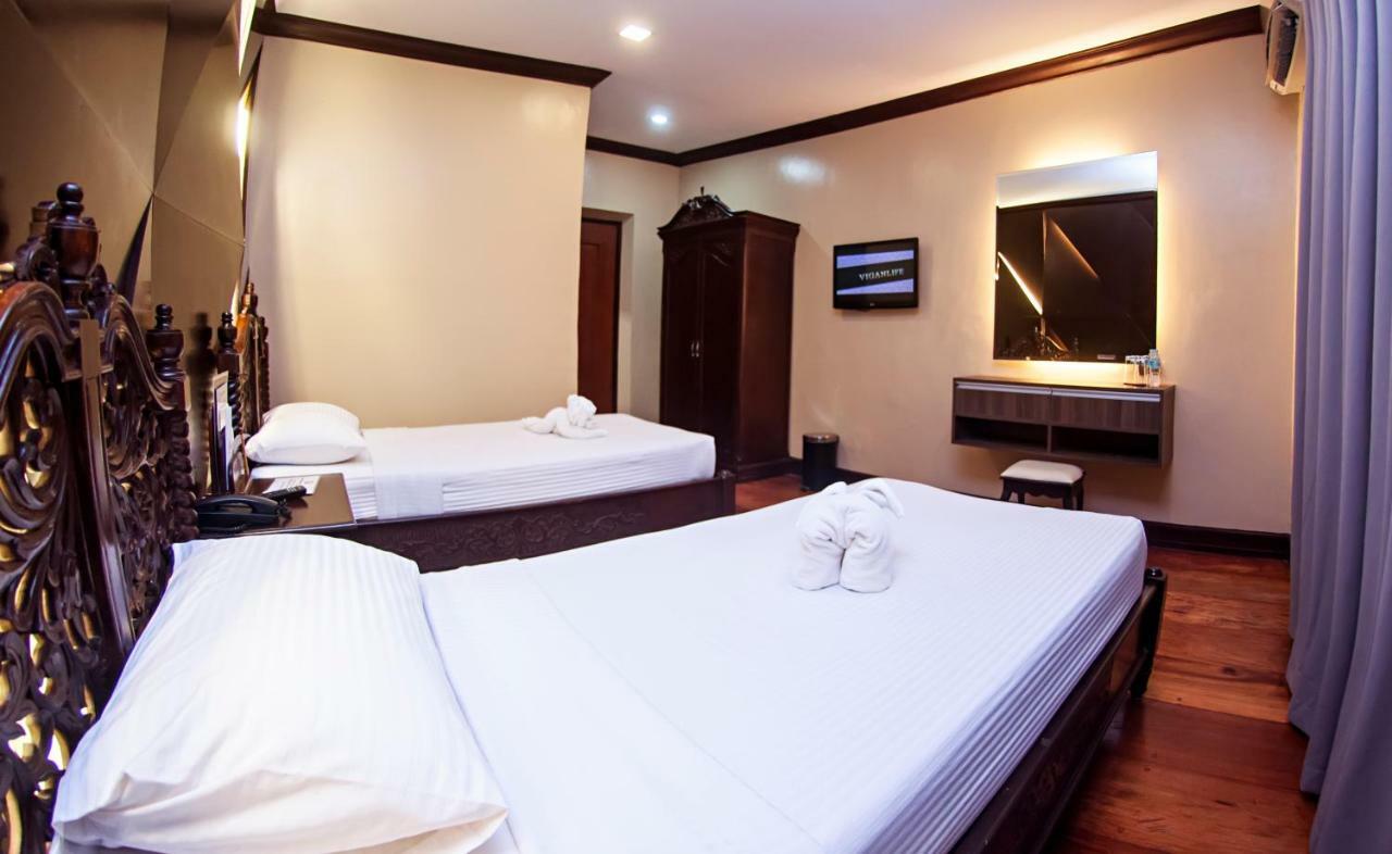 Vigan Plaza Hotel Exterior foto